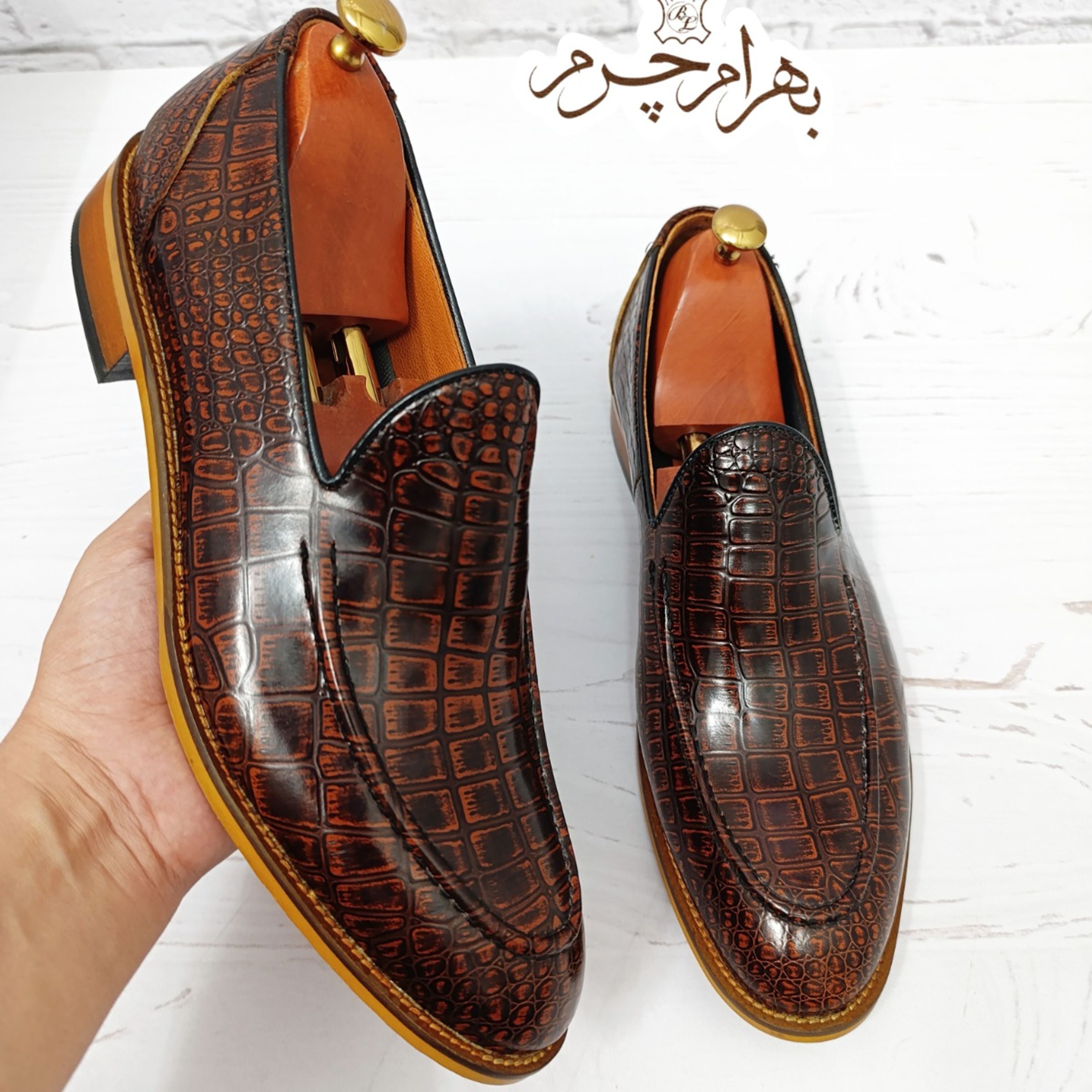 فروش اینترنتی کفش مردانه کالج چرم طبیعی دست دوز کاپری کروکودیلی قهوه ای