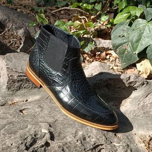 خرید اینترنتی نیم بوت مردانه چرم طبیعی مشکی آلپاین زیگزالی کروکودیلی
