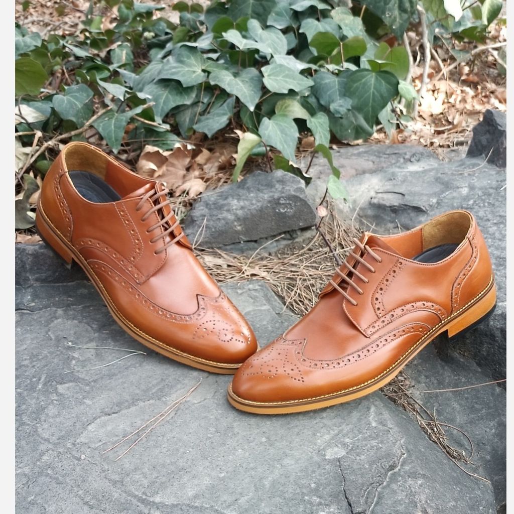 خرید آنلاین کفش مردانه مجلسی چرم طبیعی مدل ویلسون عسلی 