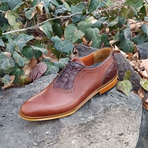مشخصات کفش مردانه مجلسی چرم طبیعی دست دوز مدل ژرژ قهوه ای 