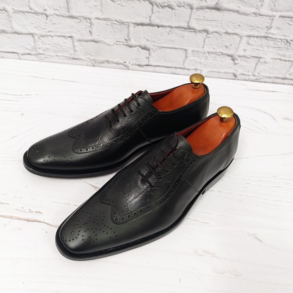 مشخصات کفش مردانه مجلسی چرم طبیعی دستدوز مدل ونیز