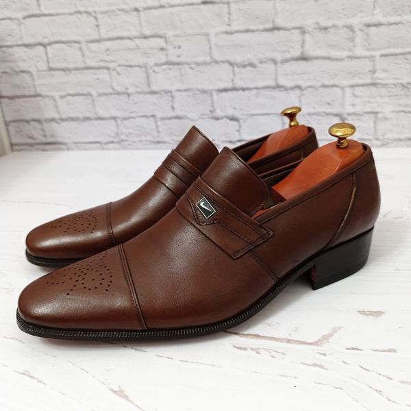 کفش مردانه زیره چرم طبیعی گاومیش مدل برت تک سایز