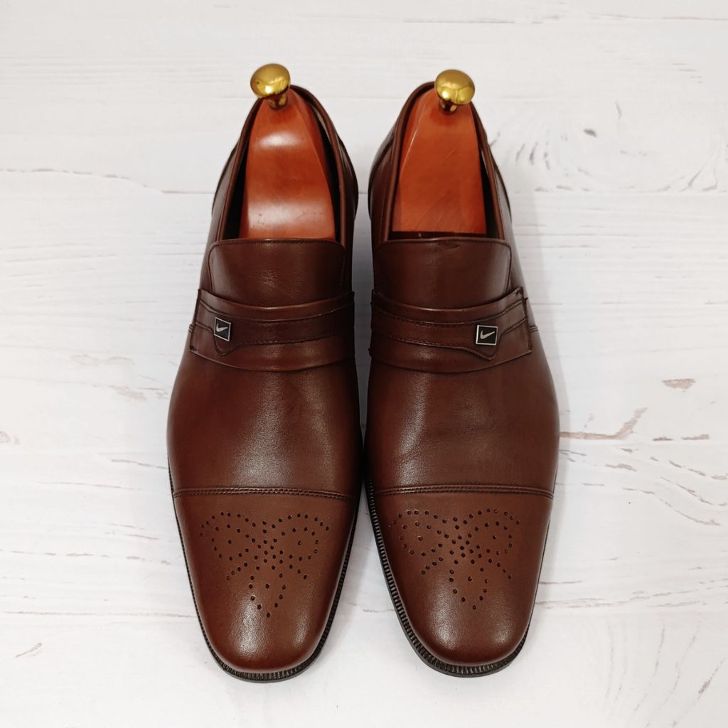قیمت کفش مردانه زیره چرم طبیعی گاومیش مدل برت تک سایز