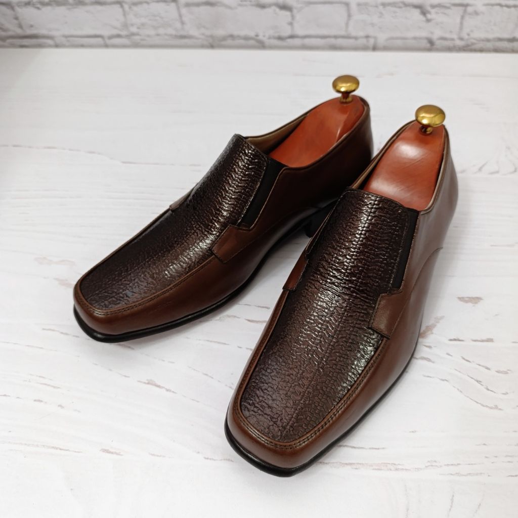 خرید آنلاین کفش مردانه زیره چرم طبیعی گاومیش مدل مودنا لزار تک سایز