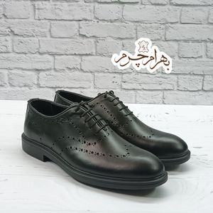خرید اینترنتی کفش مردانه اداری روزمره چرم طبیعی دست دوز مشکی مدل الویس 
