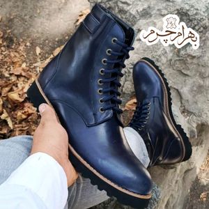 قیمت بوت مردانه  اسپرت چرم طبیعی دست دوز مدل دماوند سرمه ای