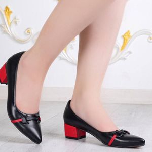 خرید اینترنتی کفش مجلسی و شیک زنانه