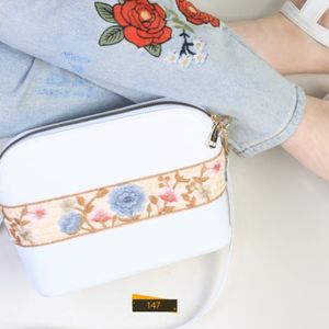 فروش اینترنتی کیف دوشی زنانه 147