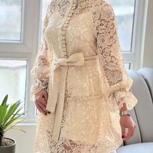 خرید اینترنتی پیراهن گیپور دانتل مجلسی زنانه مدل آیسو
