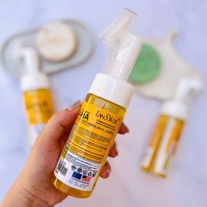 قیمت فوم شستشوی صورتAHA(فیس براش دار )