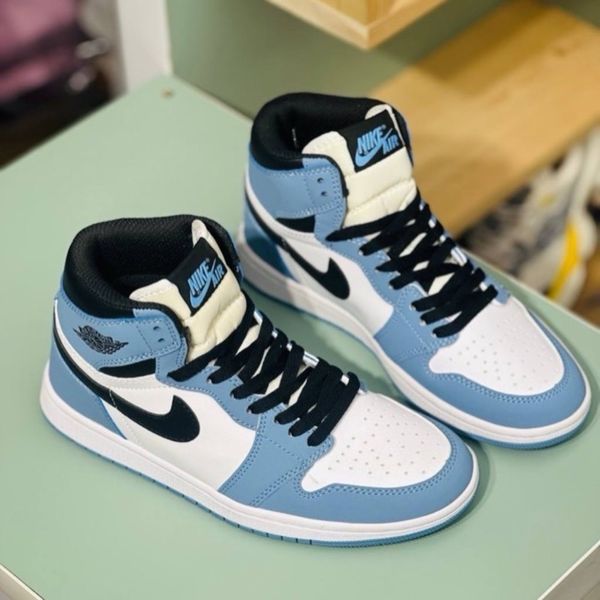 کتونی وارداتی نایکی ایرجردن Nike Air Jordan 1 کد 4041703