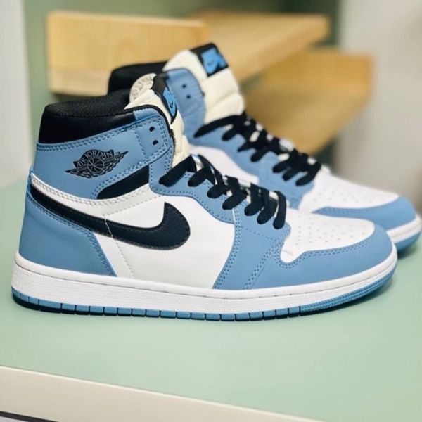کتونی وارداتی نایکی ایرجردن Nike Air Jordan 1 کد 4041703