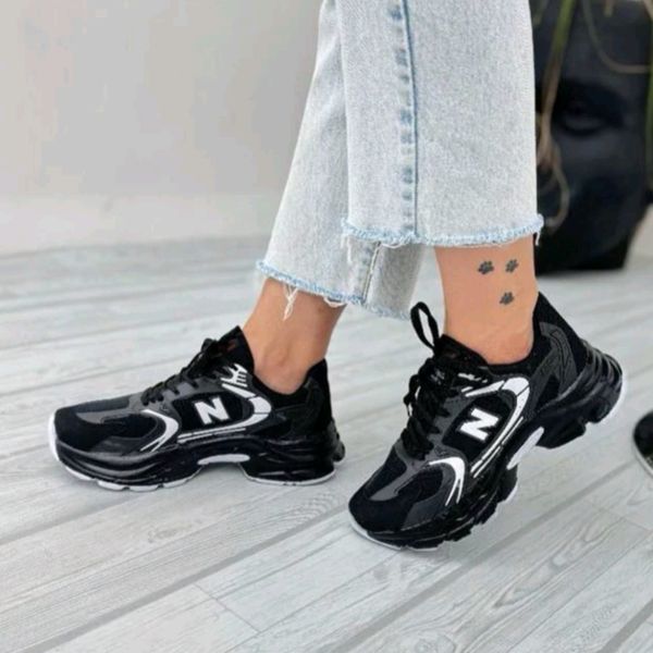 کتونی زنانه دخترانه باشگاهی با کیفیت