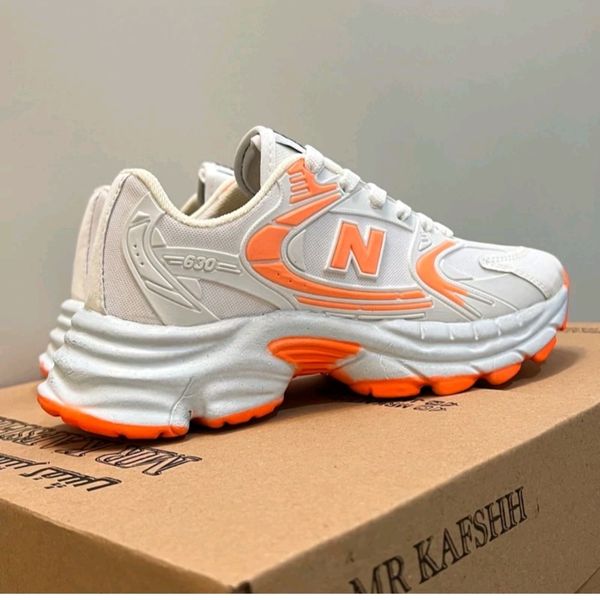 کتونی زنانه دخترانه باشگاهی با کیفیت