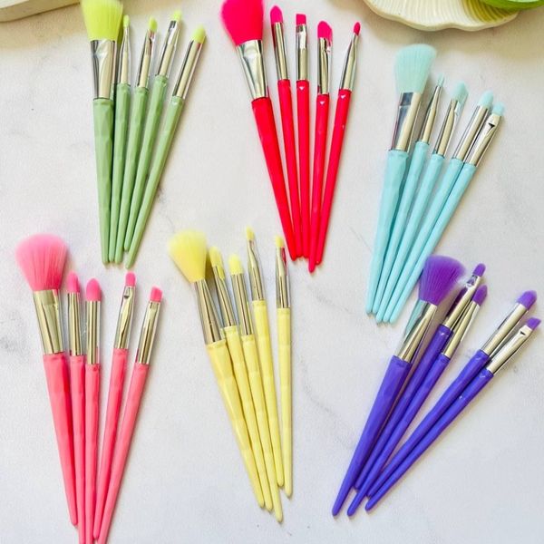 پک میکاپ آرایشی اقتصادی (16تیکه)
