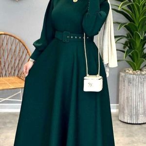 مشخصات پیراهن مدل سوین