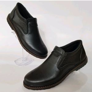 کفش مردانه رسمی اداری ساده کشی مدل پارس رنگ مشکی