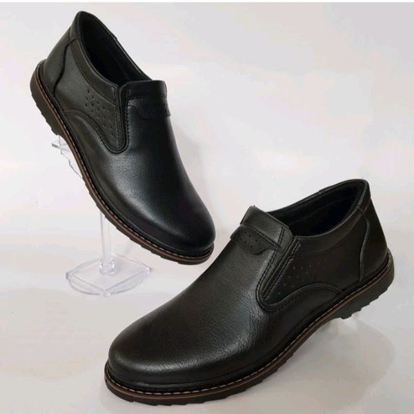 کفش مردانه رسمی اداری ساده کشی مدل پارس رنگ مشکی