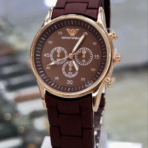 فروش اینترنتی ست ساعت امپوریو آرمانی قهوه‌ای بند پیو ضد حساسیت | طراحی شیک و کلاسیک