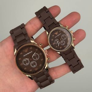 قیمت ست ساعت امپوریو آرمانی قهوه‌ای بند پیو ضد حساسیت | طراحی شیک و کلاسیک