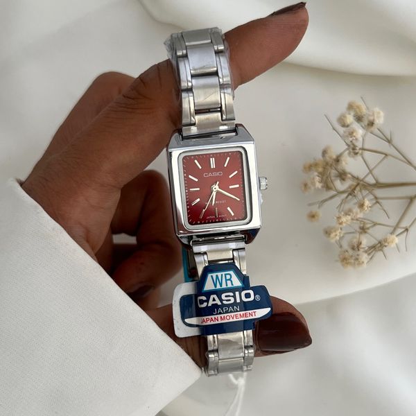 ساعت زنانه کاسیو زرشکی