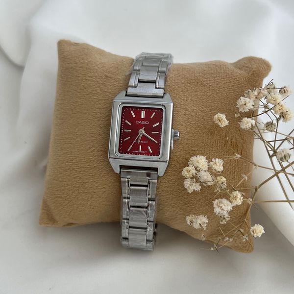 ساعت زنانه کاسیو زرشکی