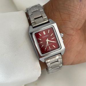 فروش اینترنتی ساعت زنانه کاسیو زرشکی