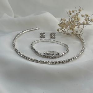 قیمت سرویس‌ جواهری زنانه