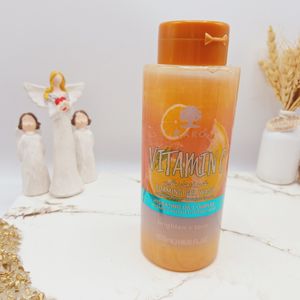 خرید اینترنتی ژل حمام شاین دار با رایحه ویتامین سی برند RAKO