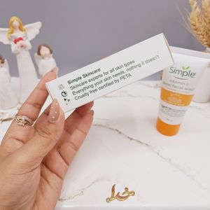 خرید انلاین شوینده صورت ویتامین سی سیمپل حجم 150 میل Simple (های کپی درجه 1) اماراتی