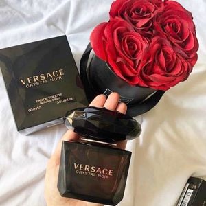 قیمت تستر اروپایی ادکلن ورساچه کریستال نویر ادوپرفیوم(ورساچه مشکی) | Versace Cr