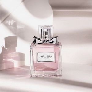 قیمت تستر عطر ادکلن میس دیور بلومینگ بوکه-صورتی | Miss Dior Blooming Bouquet