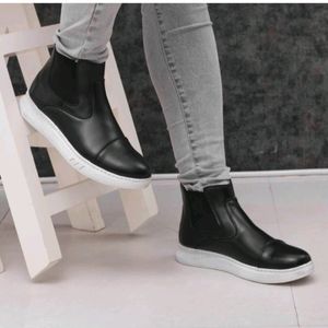 فروش اینترنتی نیم بوت مردانه مدل کشی اسپانیا رنگ مشکی زیره سفید