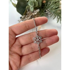 فروش اینترنتی دستبند نقره زنانه طرح دونه برفی قفل آسانسوری