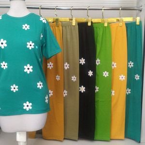خرید اینترنتی ست تیشرت وشلوارطرح گل