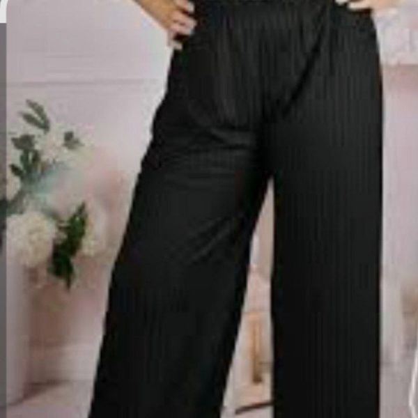 شلوار کر کره ای .پلیسه ریلی