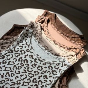 خرید آنلاین کراپ پلنگی جذاب