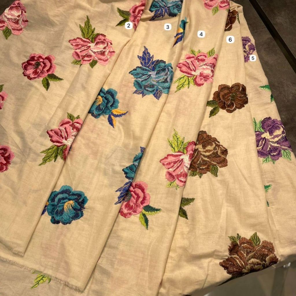 فروش اینترنتی لینن سوزندوزی طرح رز