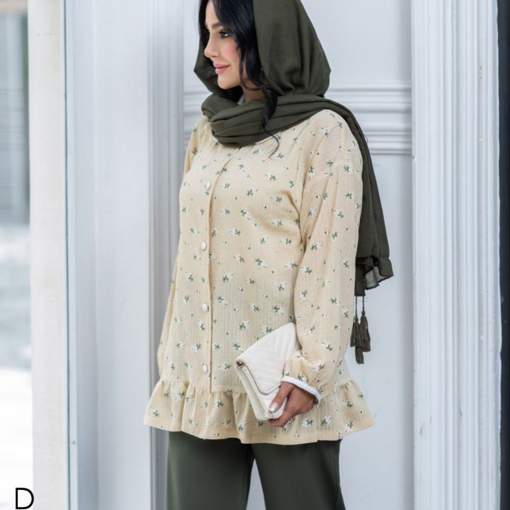 خرید انلاین مانتو گل گچی یقه سفید