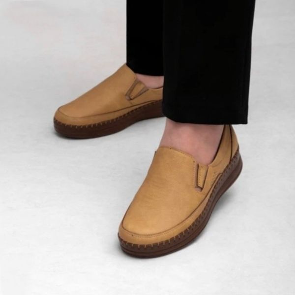 کفش زنانه مدل صحرا کفی طبی و خارپاشنه رنگ کرم