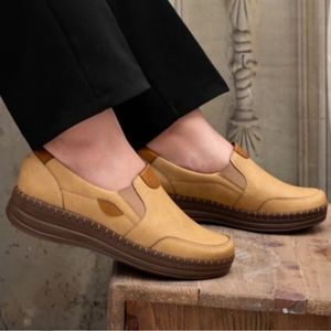 قیمت کفش زنانه مدل آهو کفی طبی و خارپاشنه رنگ کرم