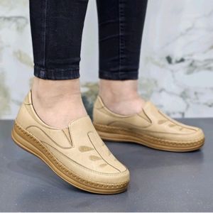 قیمت کفش زنانه مدل میترا کفی طبی و خارپاشنه رنگ کرم