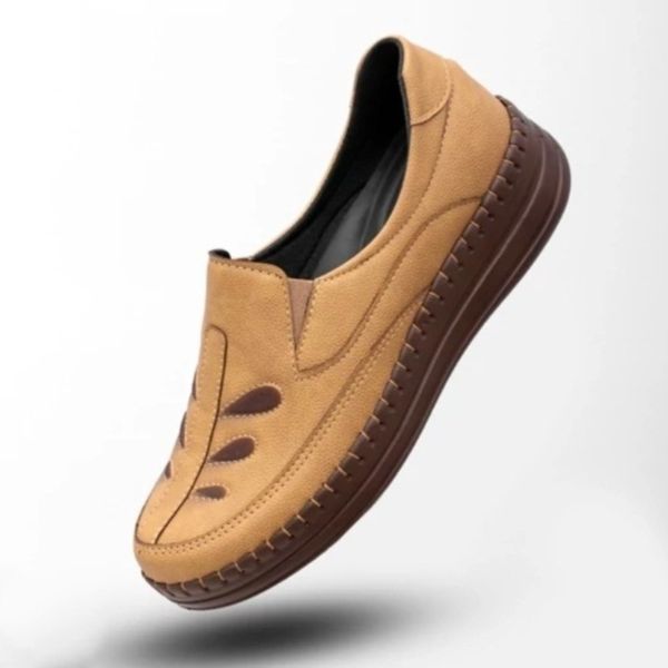 کفش زنانه مدل میترا کفی طبی و خارپاشنه رنگ کرم