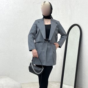 خرید انلاین ست دو تیکه کت و دامن بانک