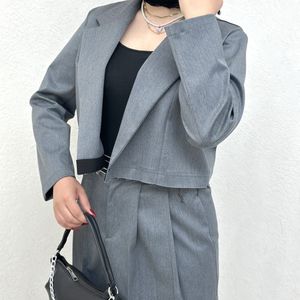 مشخصات ست دو تیکه کت و دامن بانک