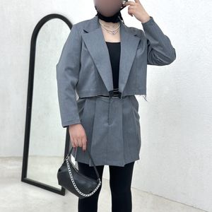 خرید آنلاین ست دو تیکه کت و دامن بانک