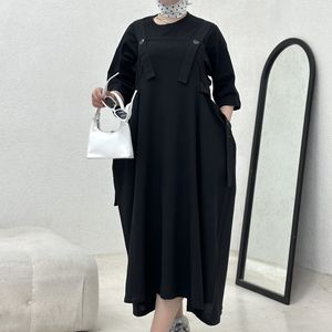 مشخصات ست دو تیکه تیشرت و سارافون بانک