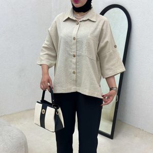 خرید آنلاین شومیز پشت بلند دکمه چوبی بانک