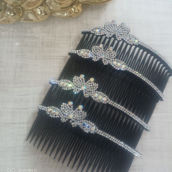 شانه نگین دار مجلسی