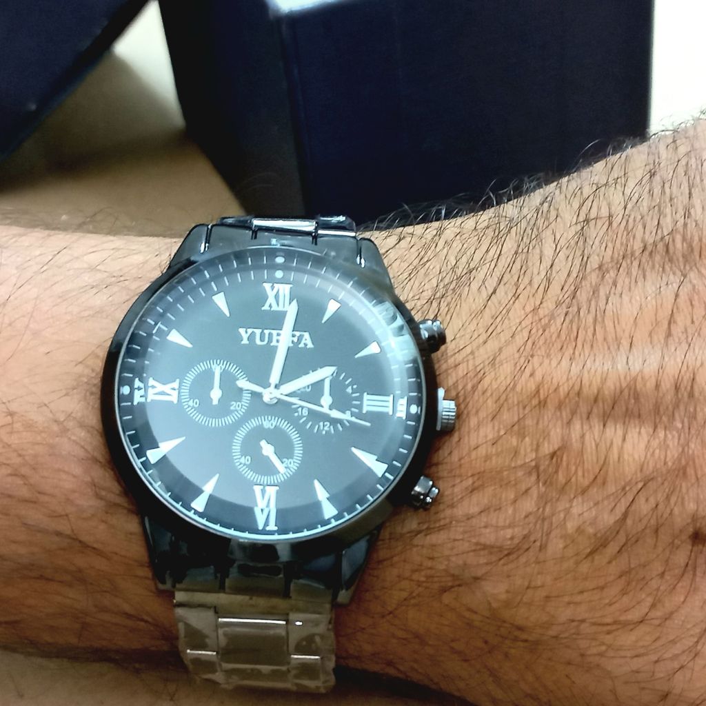 قیمت ارزان ساعت مردانه مشکی